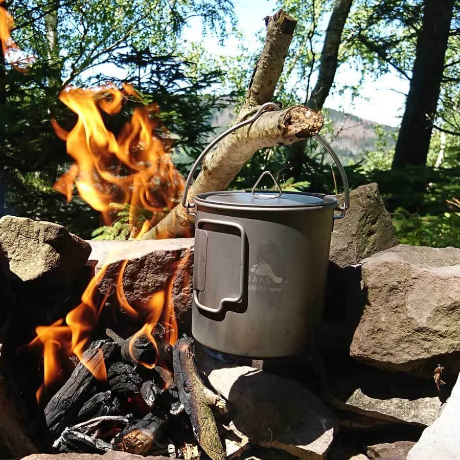 Toaks Titanium Pot with Bail Handle POT-750-BH Ultralight Camping Cookware