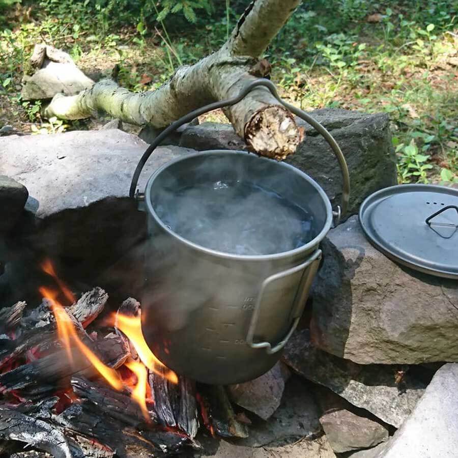 Toaks Titanium Pot with Bail Handle POT-750-BH Ultralight Camping Cookware