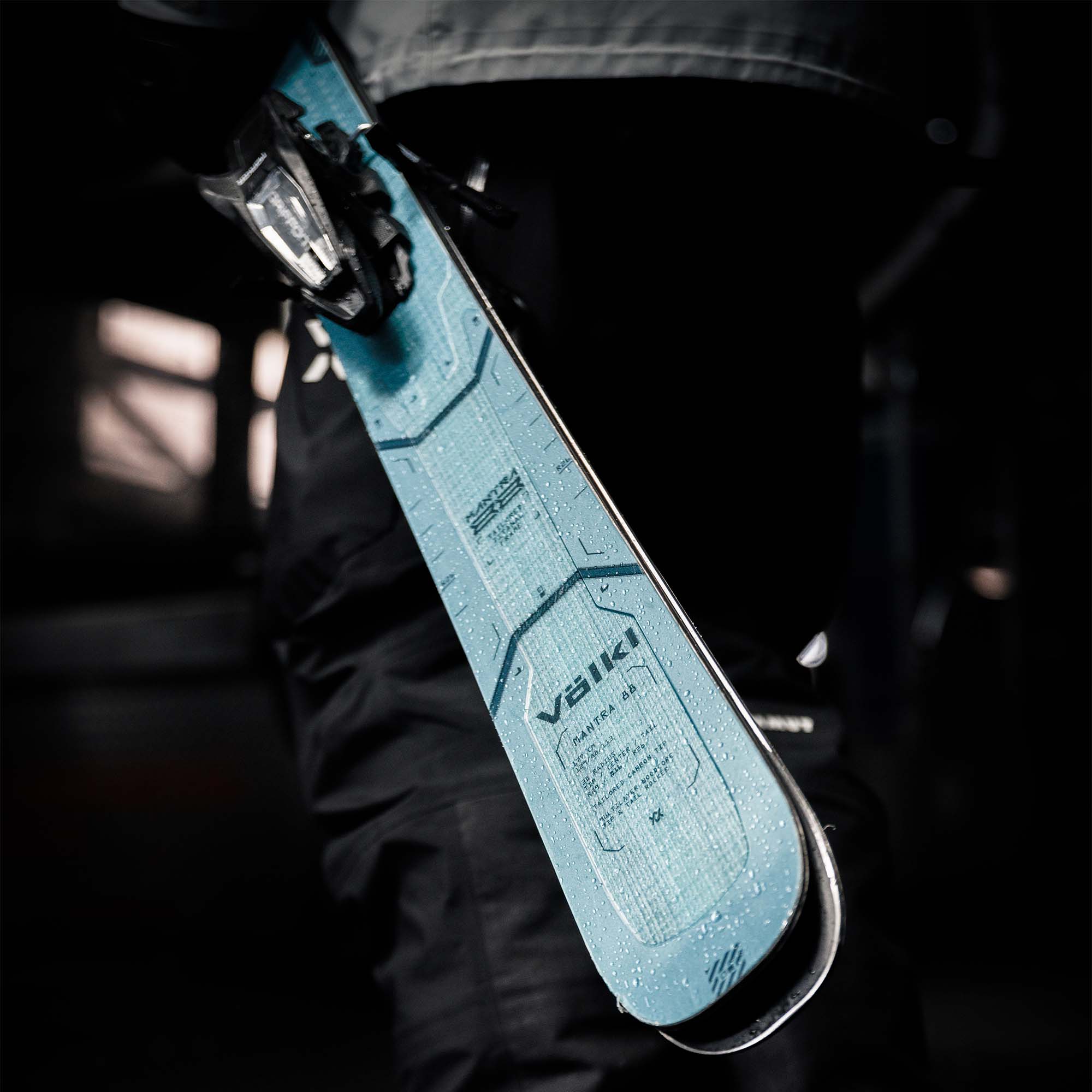 Volkl Mantra 88 Skis