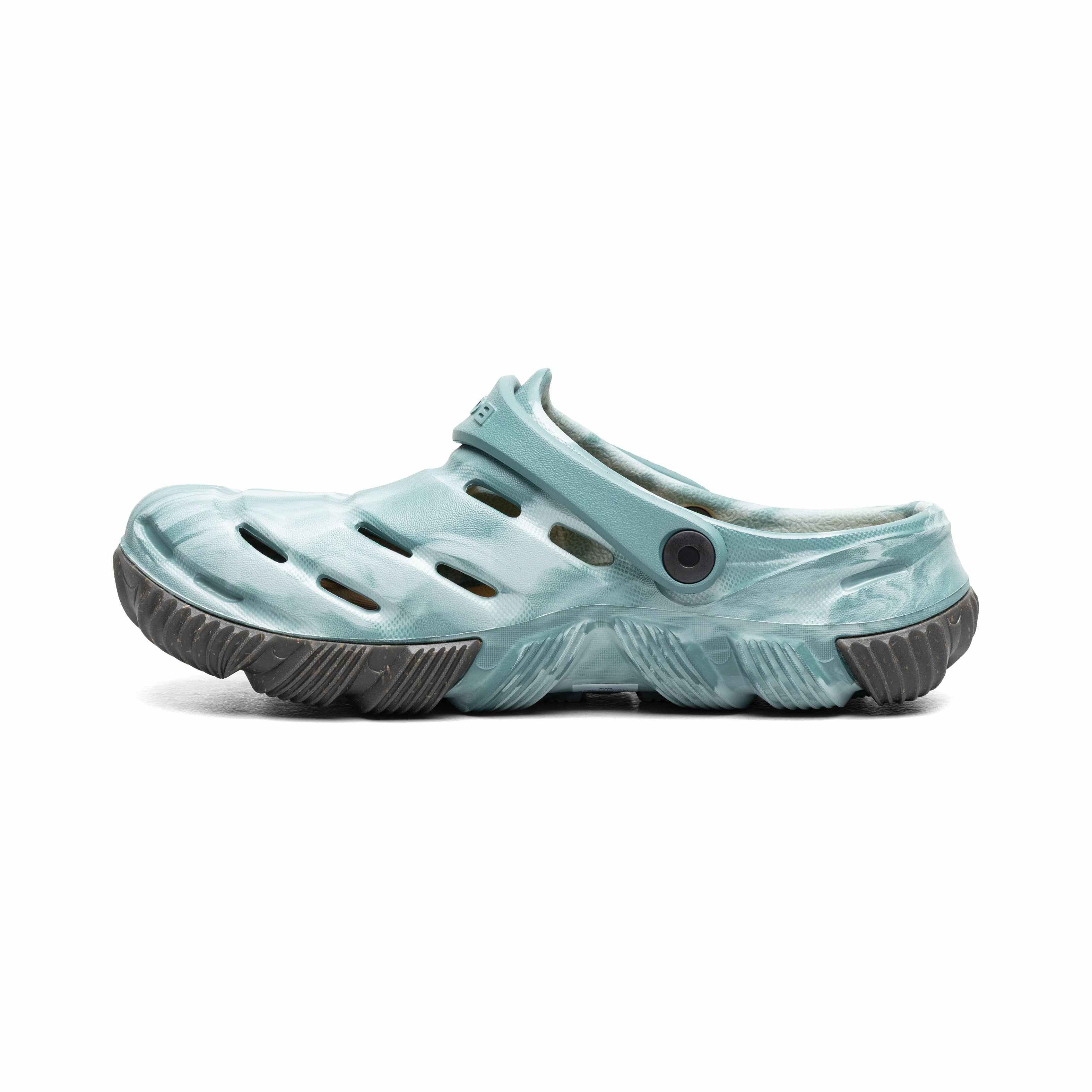 BOGS BOGA Seamless Water-Friendly Clogs