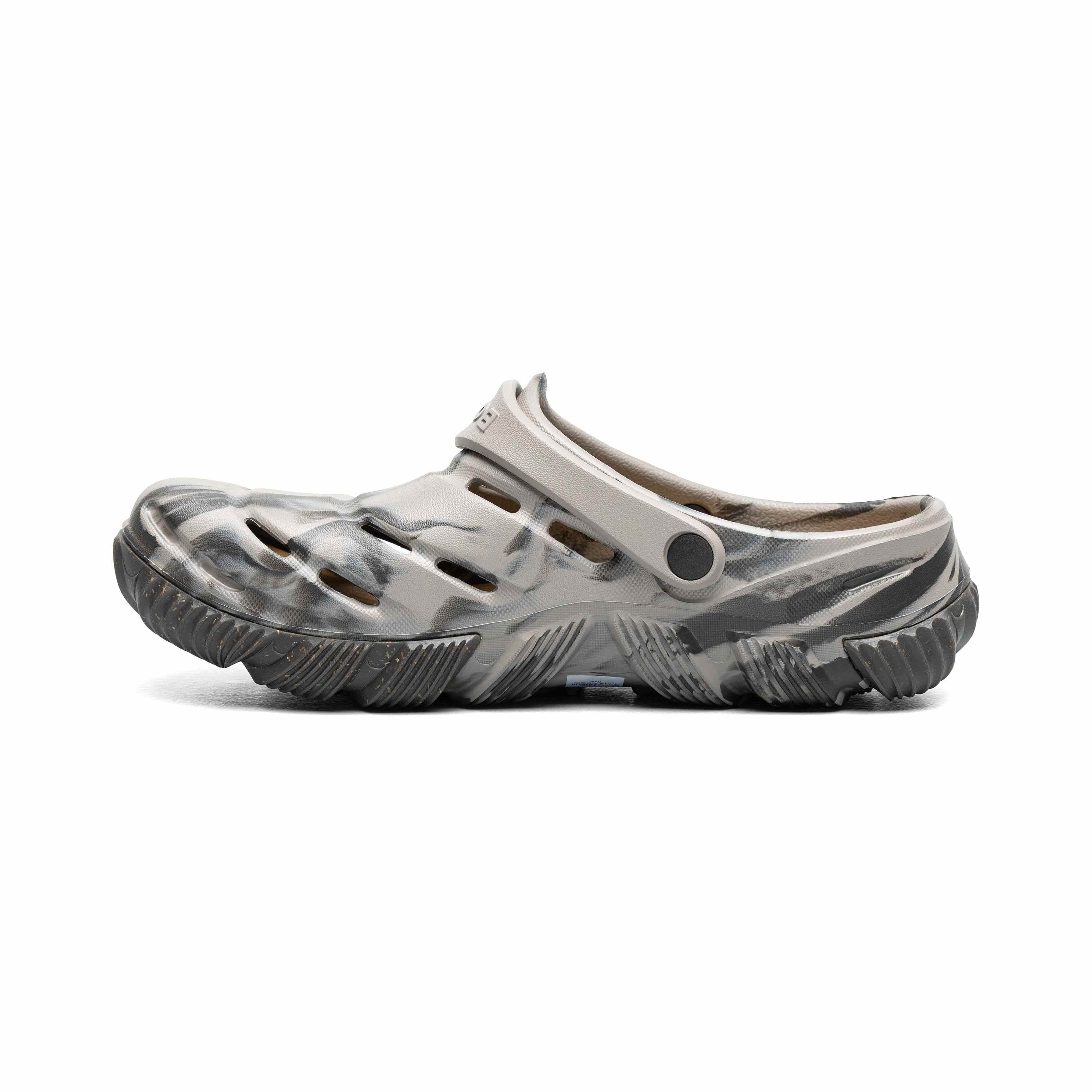 BOGS BOGA Seamless Water-Friendly Clogs