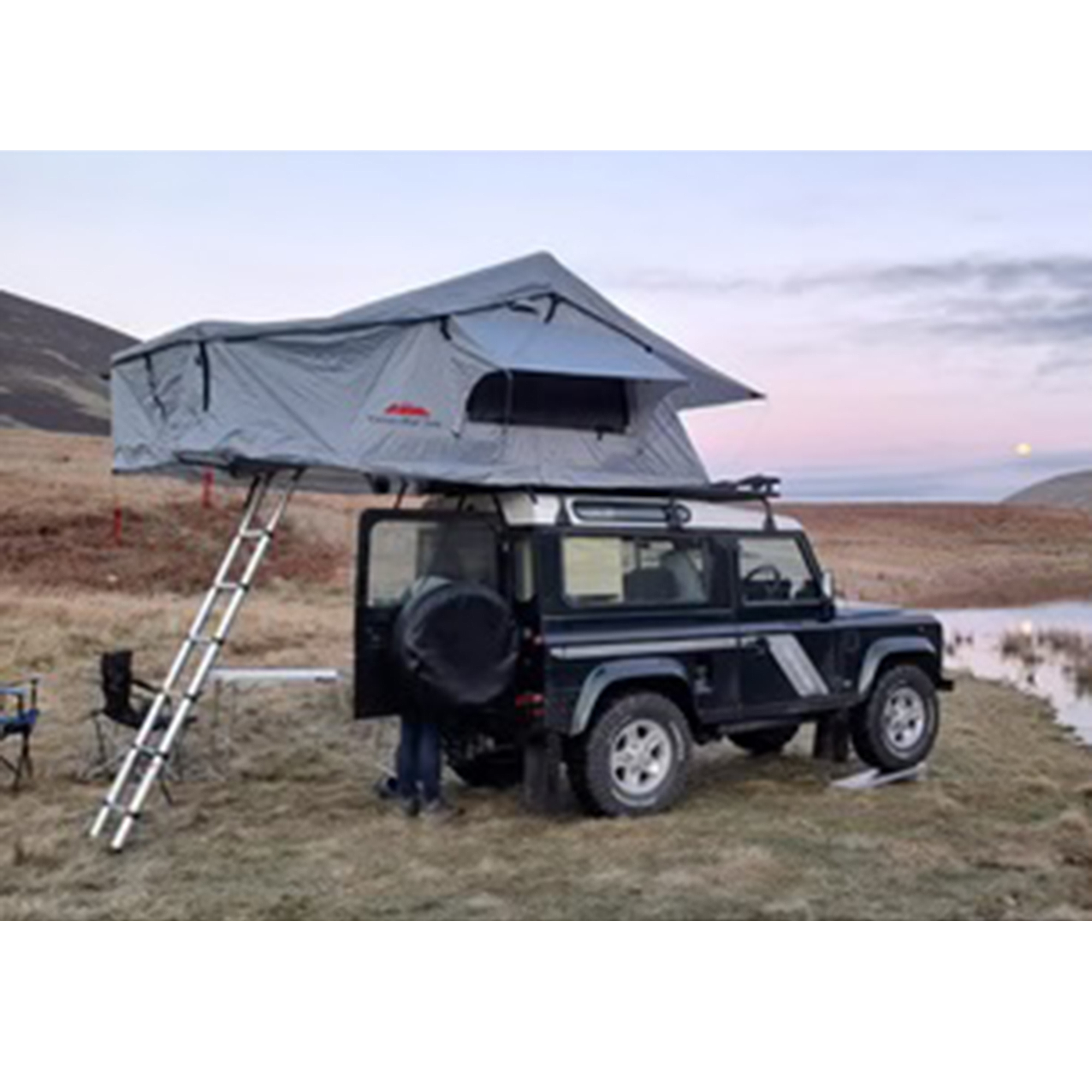 Extended Ventura Deluxe 1.4 Roof Top Tent + Stove Cooker + Storage Hooks