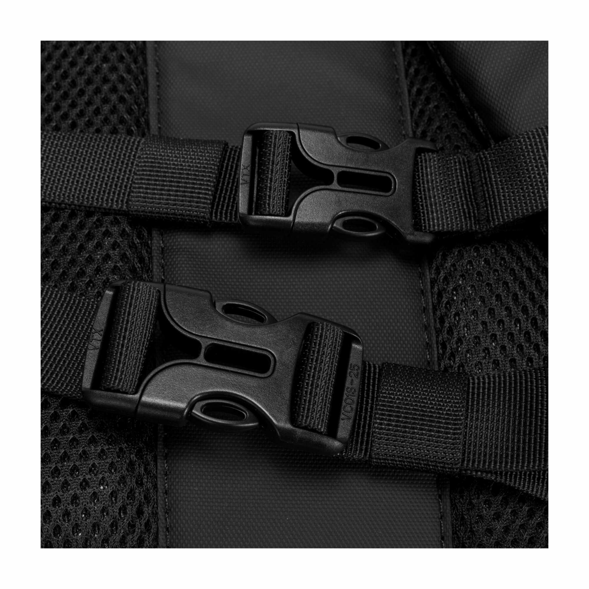 Elliker Wharfe Flap Over Backpack 22L