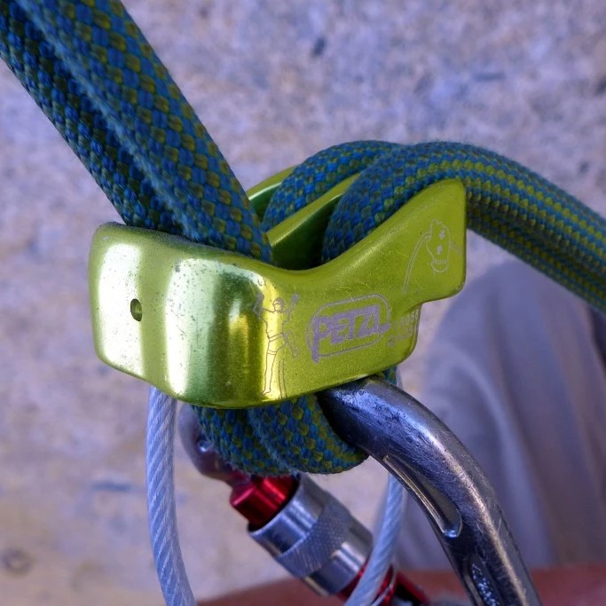 Petzl Verso Rock Climbing Belay Device