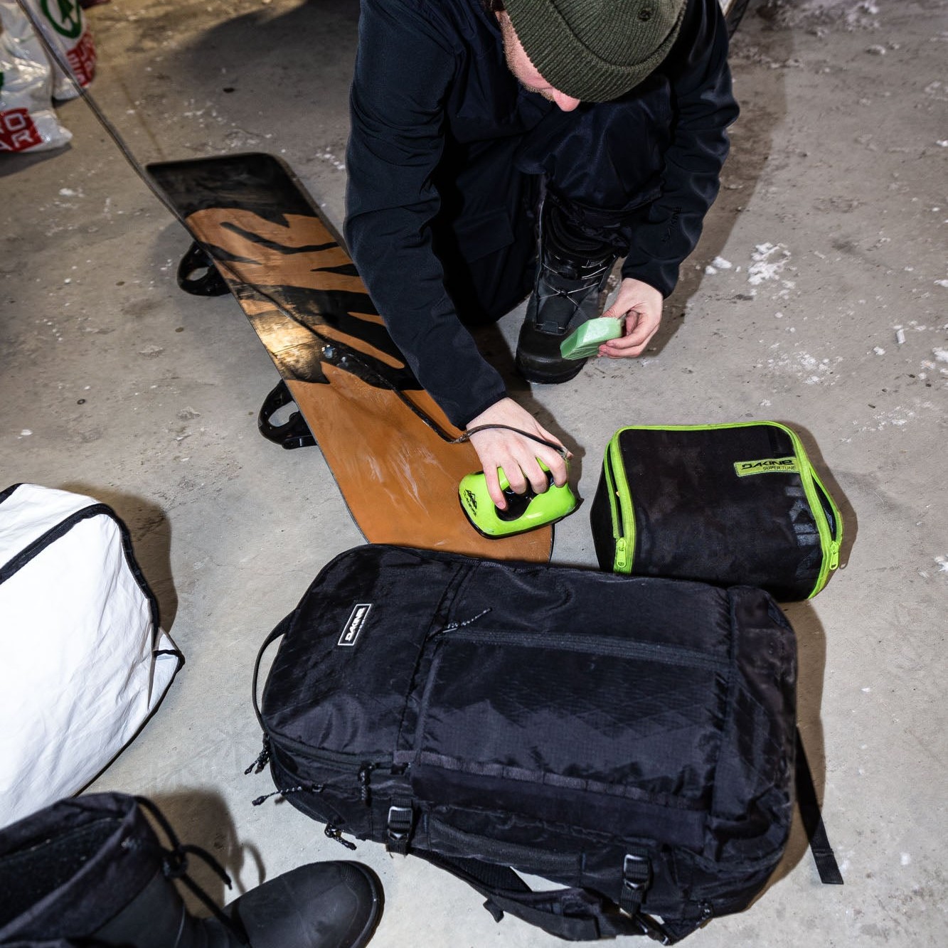 Dakine Super Tune Snowboard/Ski Tuning Kit