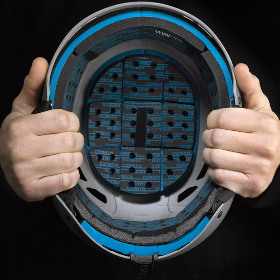 Giro Combyn Ski/Snowboard Helmet