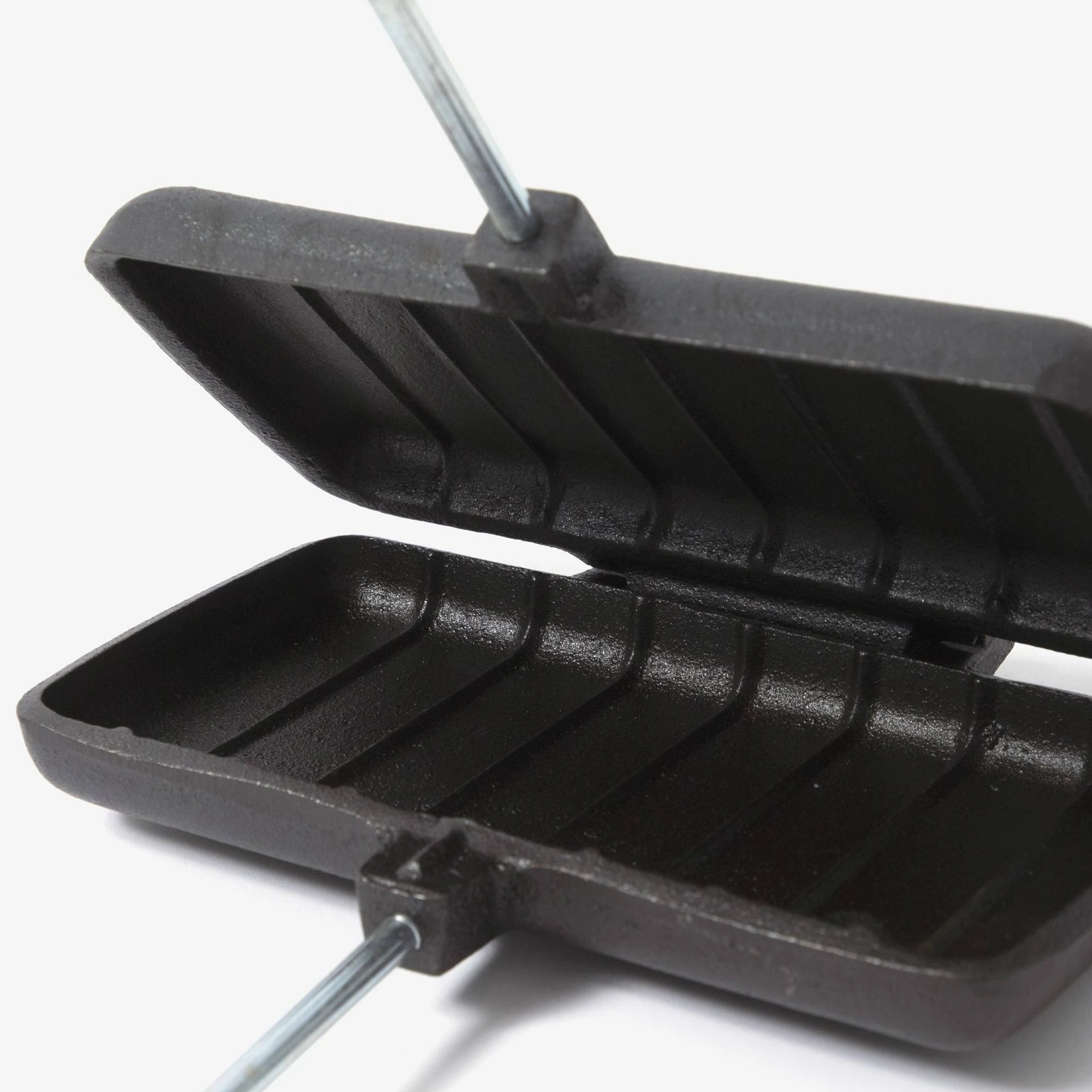 Poler Cast Iron Camp Fire Sandwich Toaster Maker