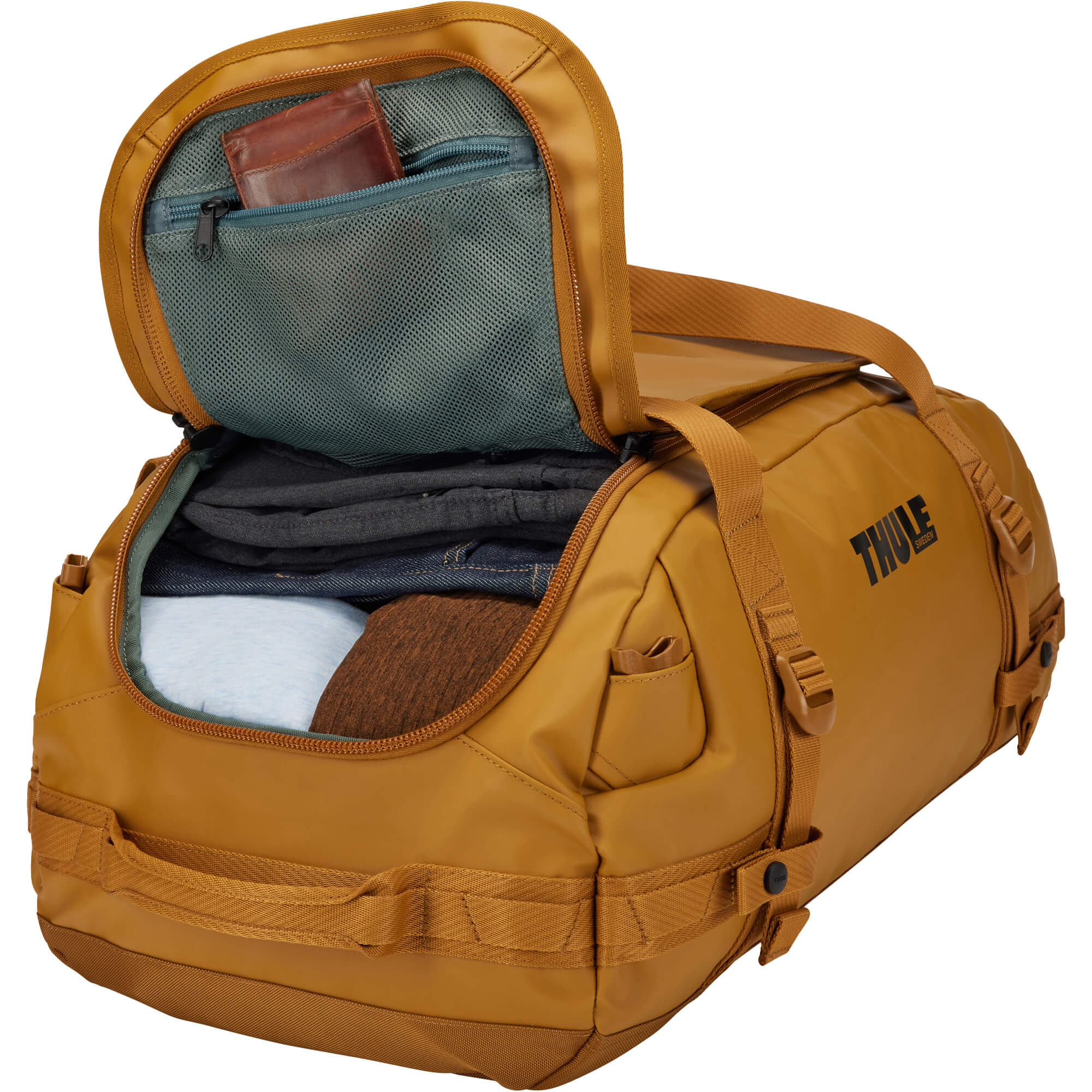 Thule Chasm 40L Duffel Travel Bag