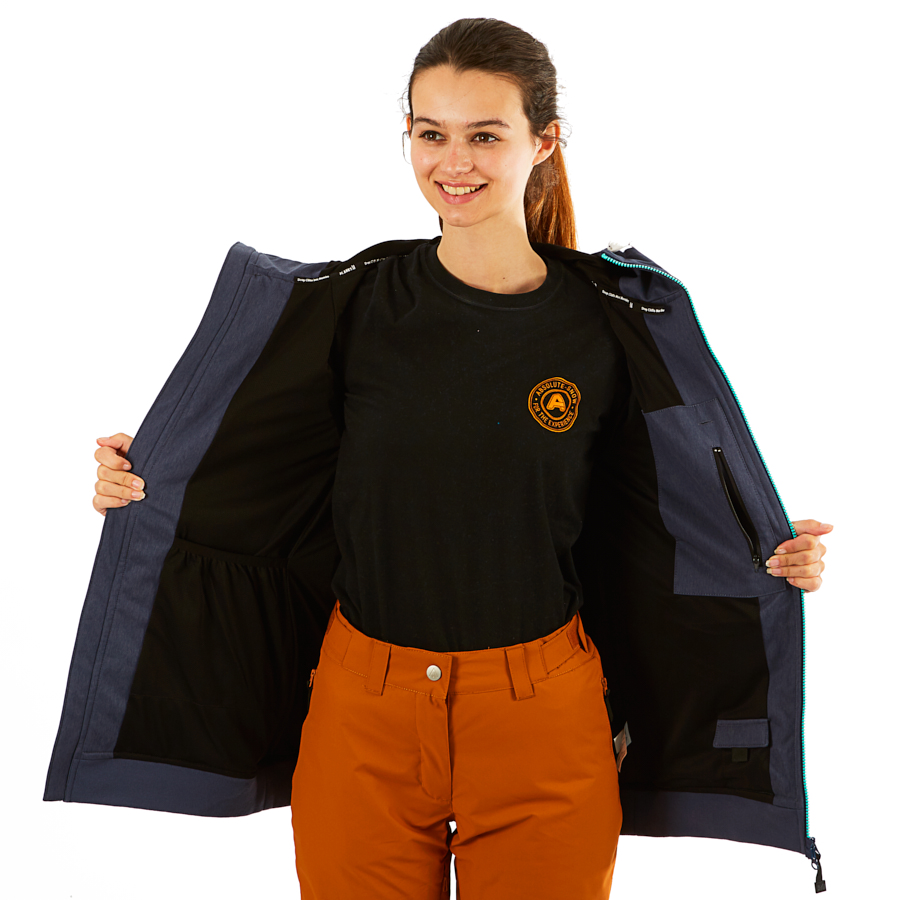 Planks Reunion Women's Ski/Snowboard Jacket