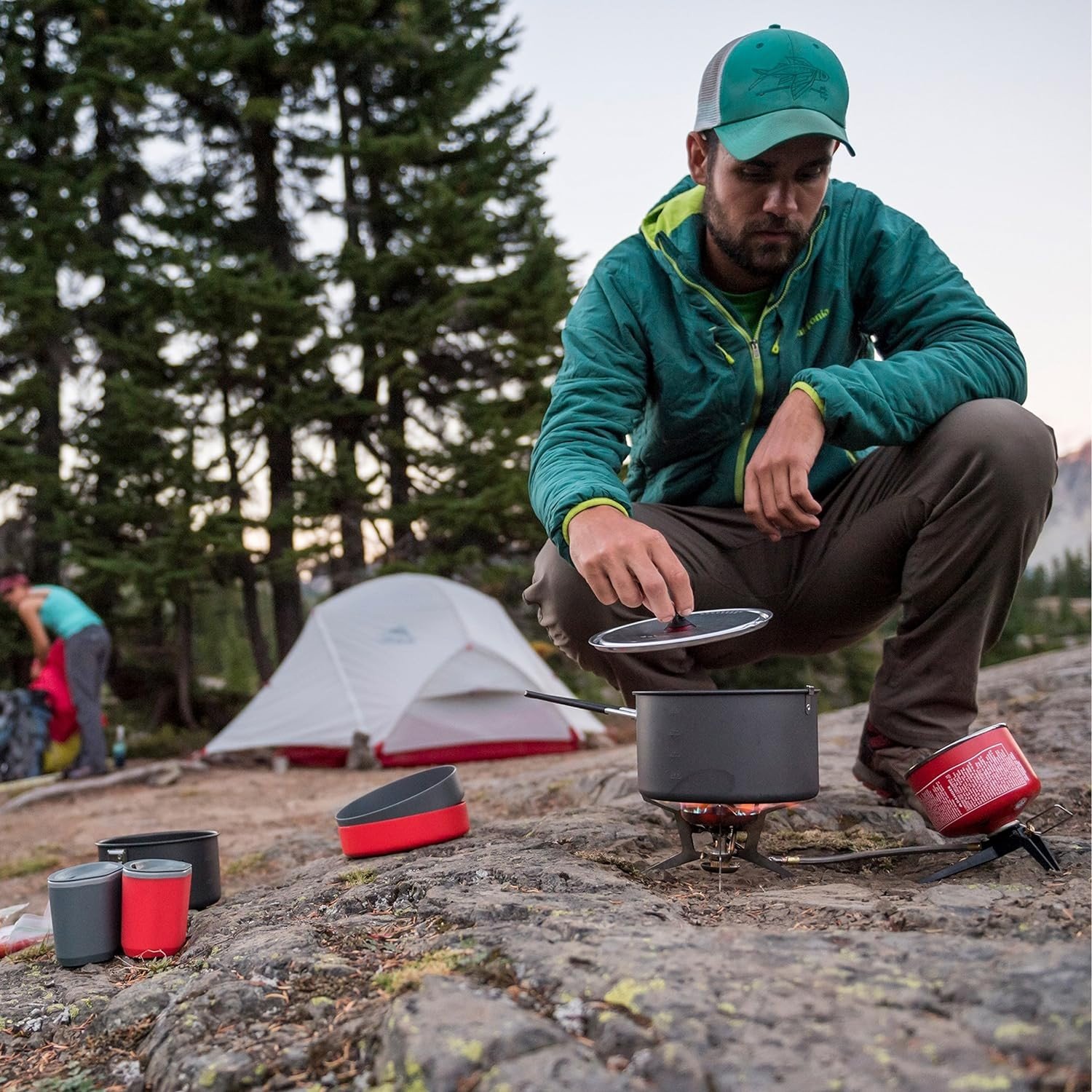 MSR WhisperLite Universal Combo Multi Fuel Camping Stove