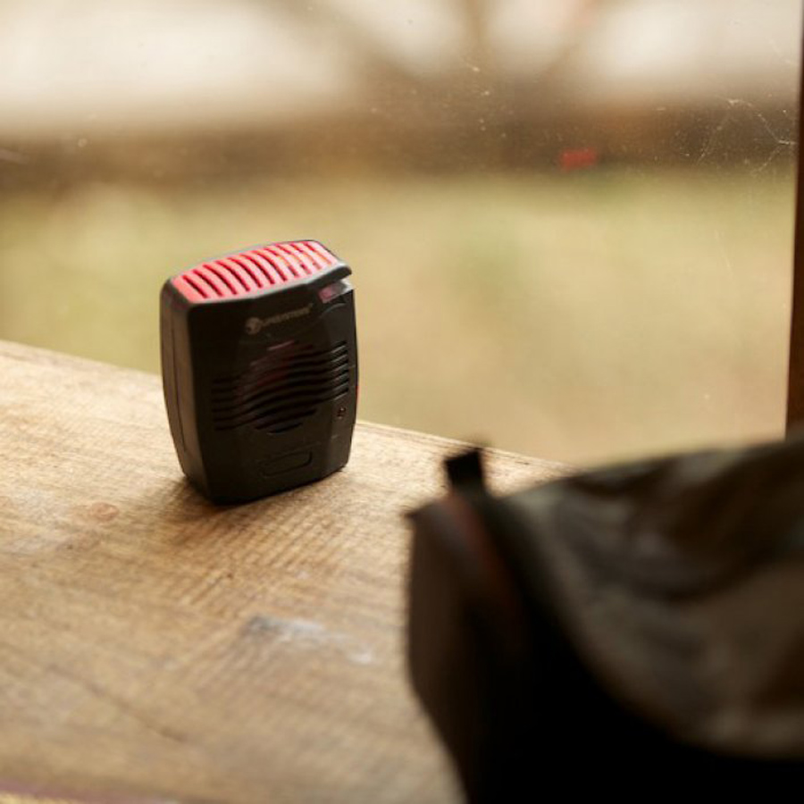 Lifesystems Portable Mosquito Killer Compact Insect Repeller
