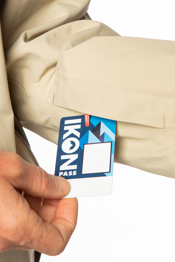 686 Gore-Tex Hydrastash Sync Snowboard/Ski Jacket