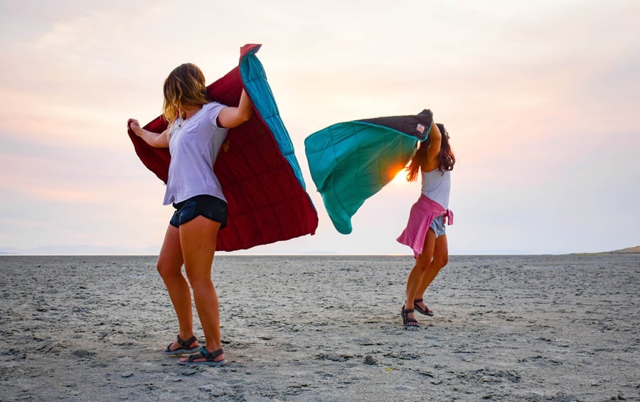 Kelty Bestie Blanket Thermal Camping Quilt