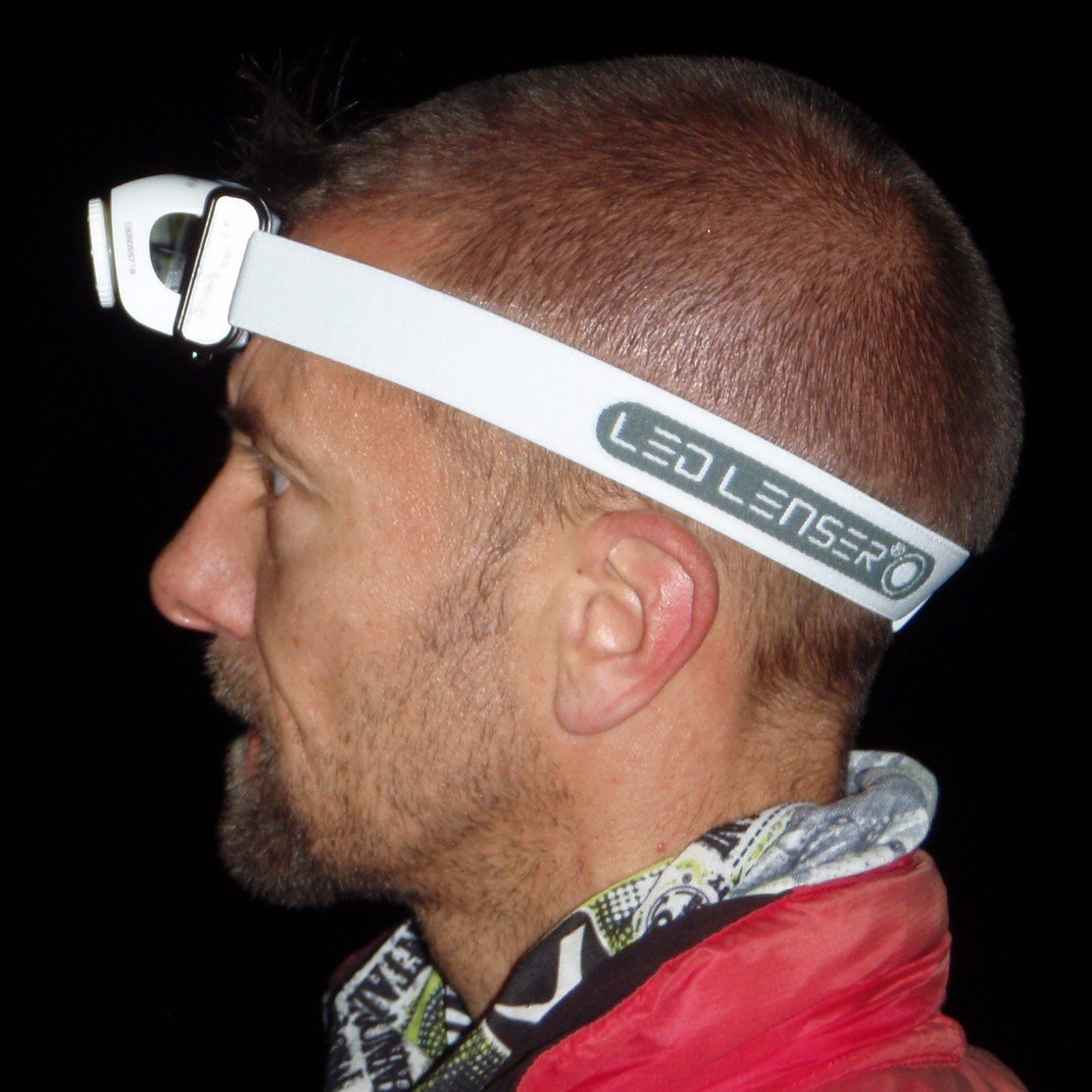 Ledlenser SEO5 Compact Head Torch Lighting | Absolute-Snow