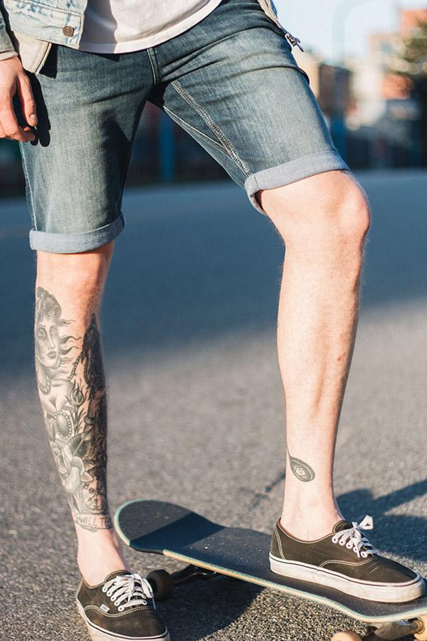 Duer Performance Denim Commuter Jean Shorts