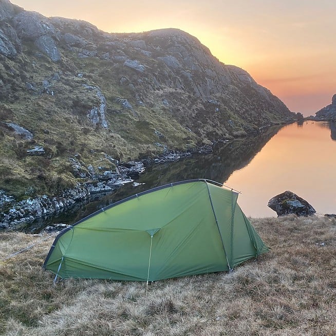 Vaude Taurus 2P + Footprint Lightweight Hiking Tent