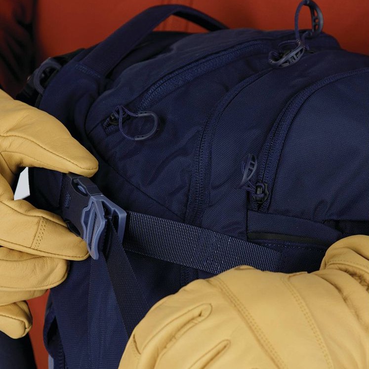 Osprey Kresta 30 Ski/Snowboard Backpack