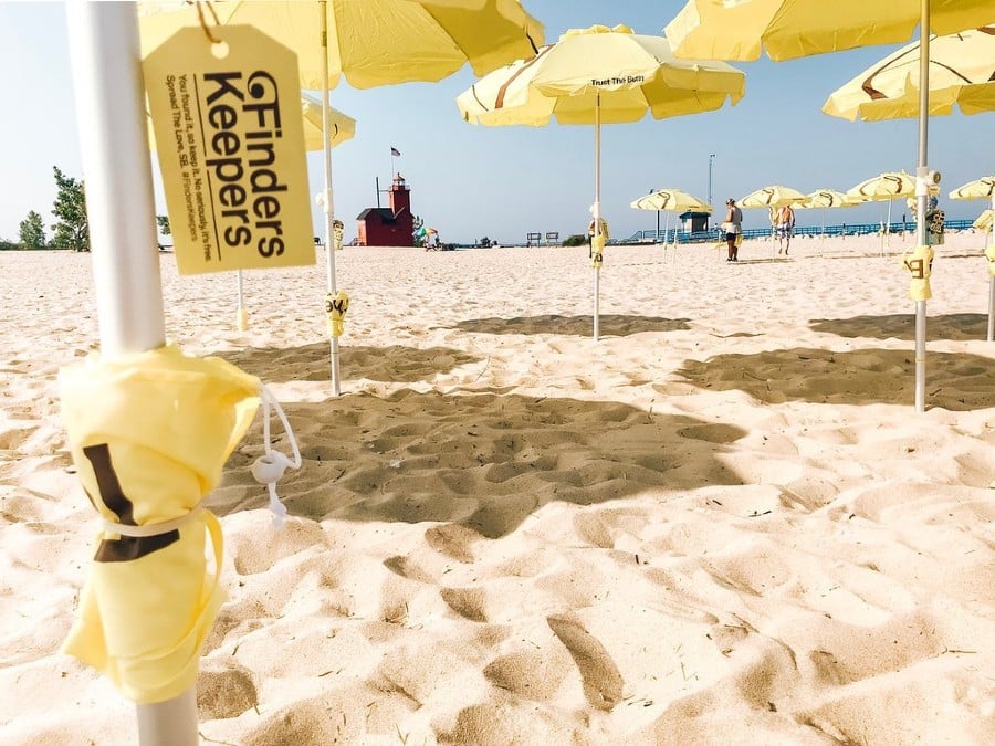 Sun Bum Bumbrella Beach Umbrella