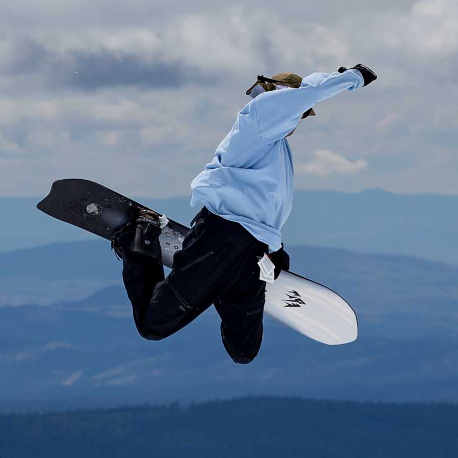 JONES STRATOS レディーススノーボード146cm Jones Stratos Womens Ltd Snowboard Blue 146 | Boardparadise.com