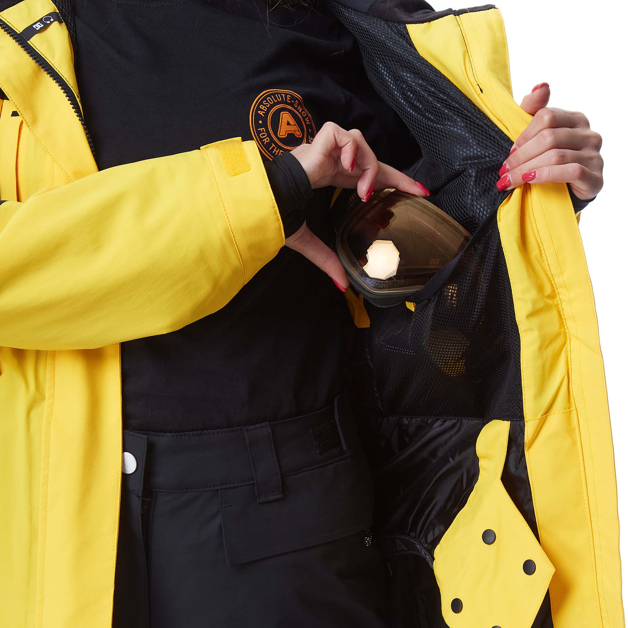 DC Sovereign Women's Ski/Snowboard Insulated Jacket