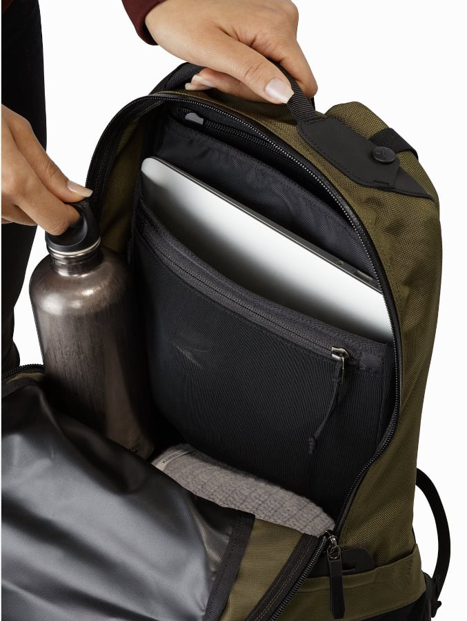 ARC'TERYX ARRO 16 アロー16 BACKPACK 24018 アークテリクス(ARCTERYX) ARRO 16 BACKPACK(アロー 16 バックパック