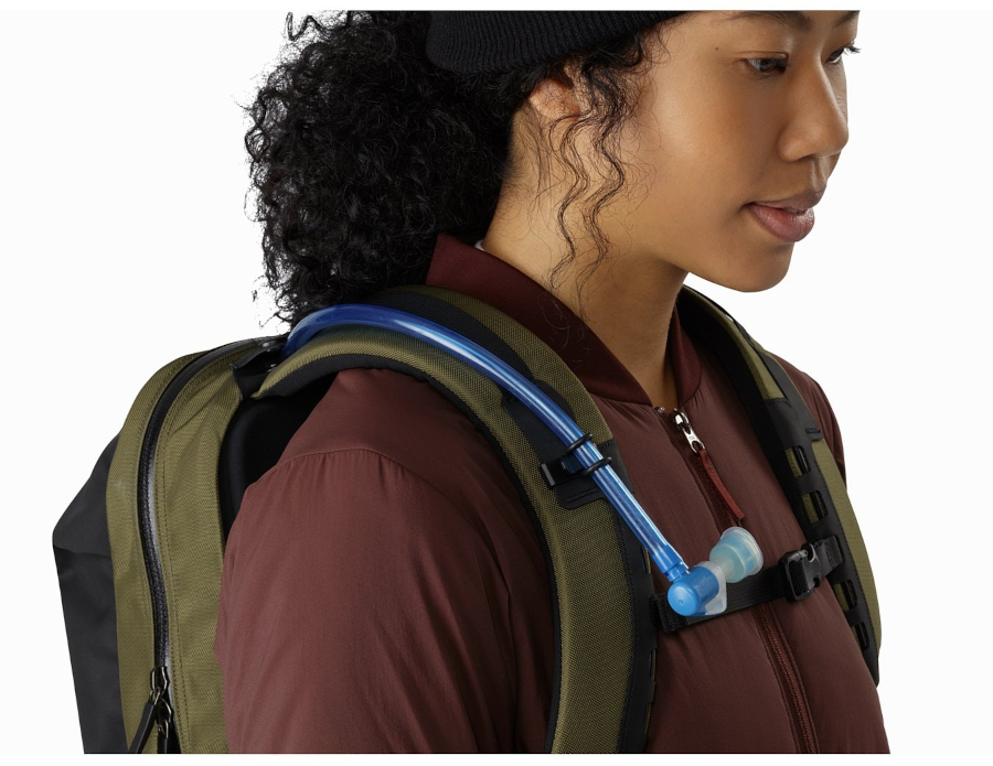 Arcteryx Arro 16 Daypack Backpacks | Absolute-Snow