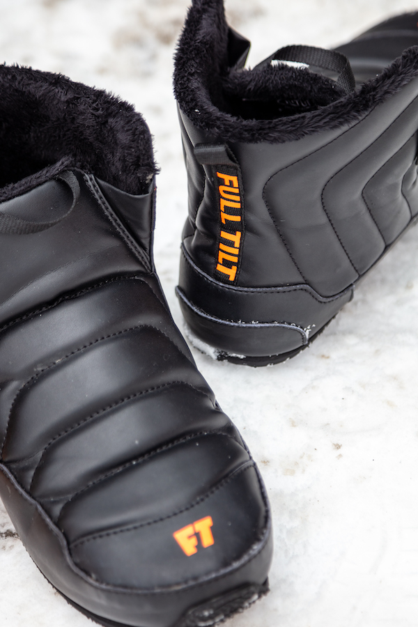Full Tilt Apres Bootie Claim Insulated Winter Slippers