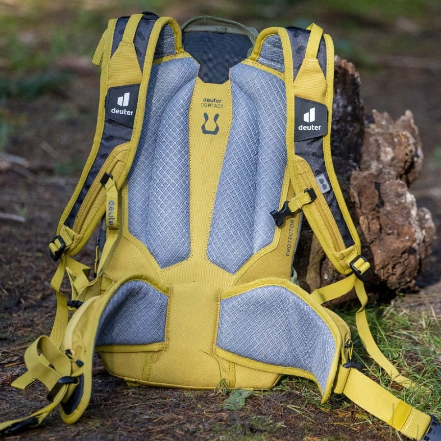 Deuter Attack 16 Cycling Back Protector Backpack