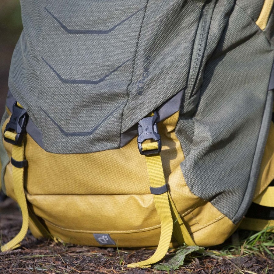 Deuter Attack 16 Cycling Back Protector Backpack