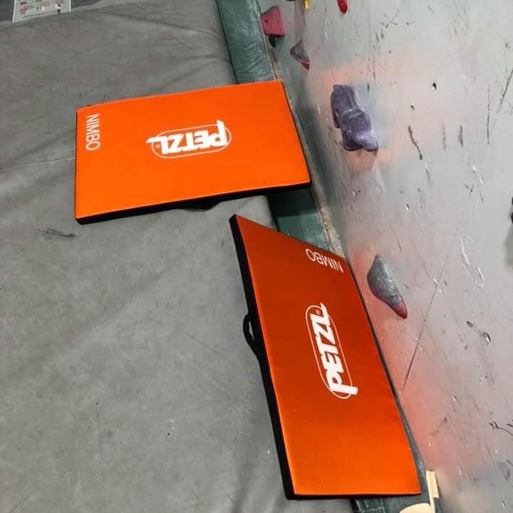 Petzl Nimbo Bouldering Crash Pad