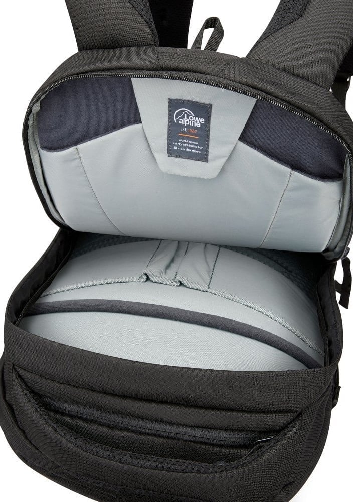 Lowe Alpine Phase 32 Day Pack/Backpack