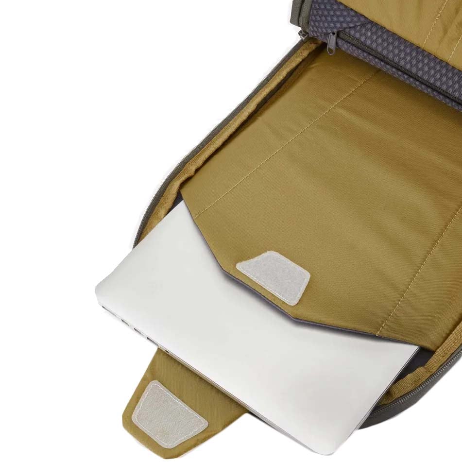 Lowe Alpine Phase 32 Day Pack/Backpack