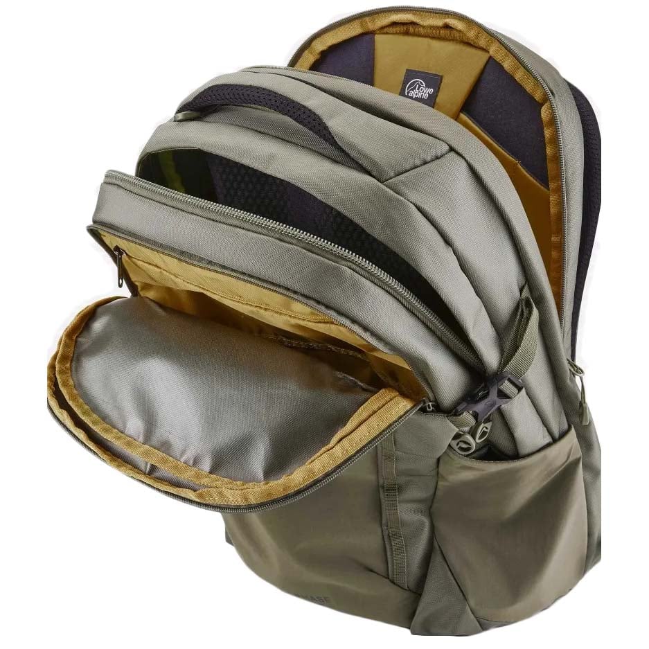 Lowe Alpine Phase 32 Day Pack/Backpack