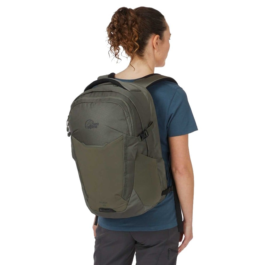 Lowe Alpine Phase 32 Day Pack/Backpack