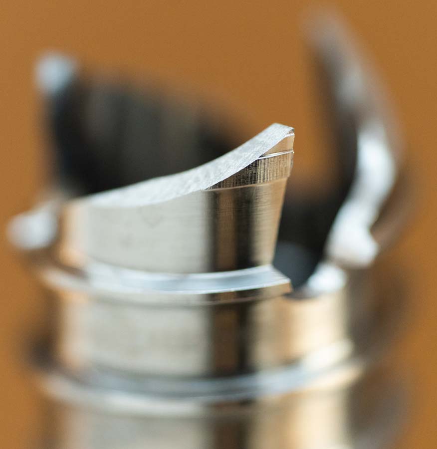 Blue Ice Aero Lite Ice Screw Climbing Anchor