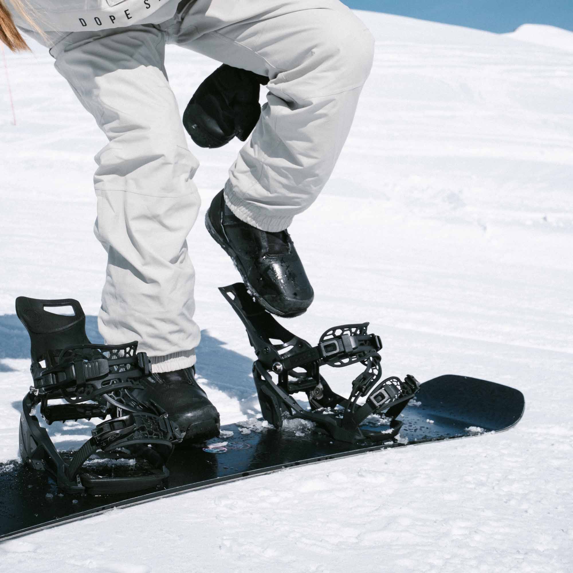 Nidecker Supermatic Snowboard Bindings 2023 | Absolute-Snow