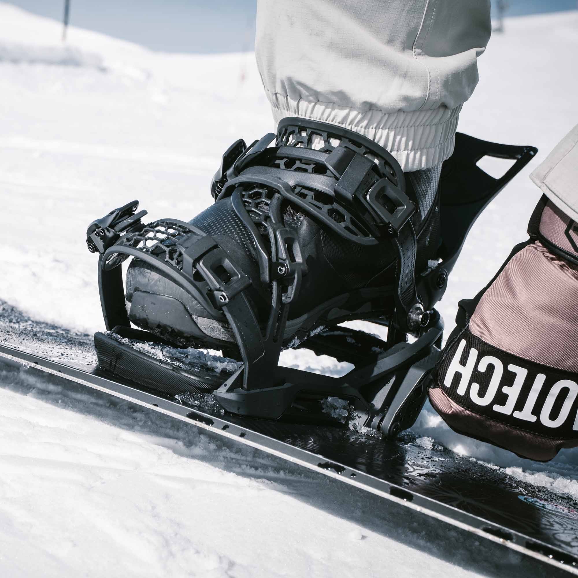 Nidecker Supermatic Snowboard Bindings 2023 | Absolute-Snow