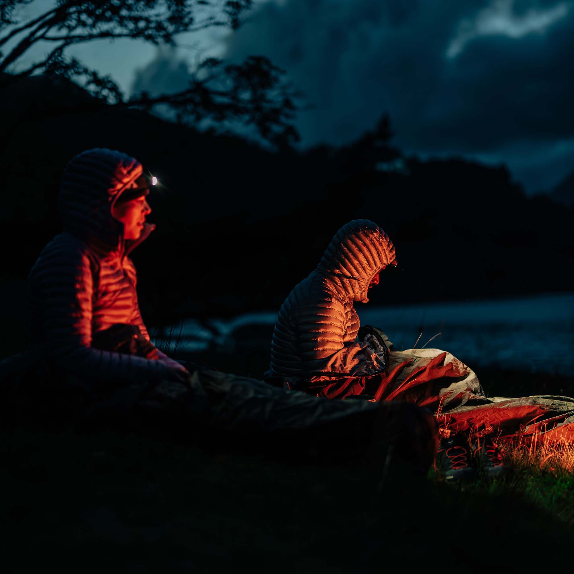 Montane Anti-Freeze Lite Insulated Hooded Jacket