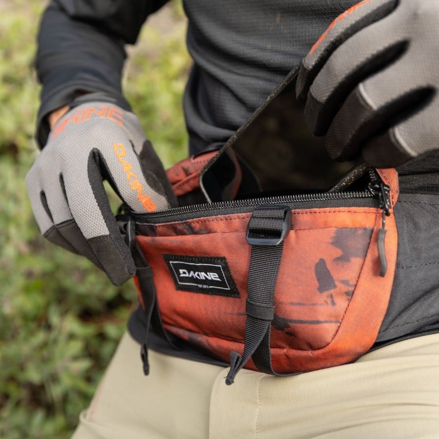 Dakine Hot Laps 1 Cycling Waist Pack/Bum Bag