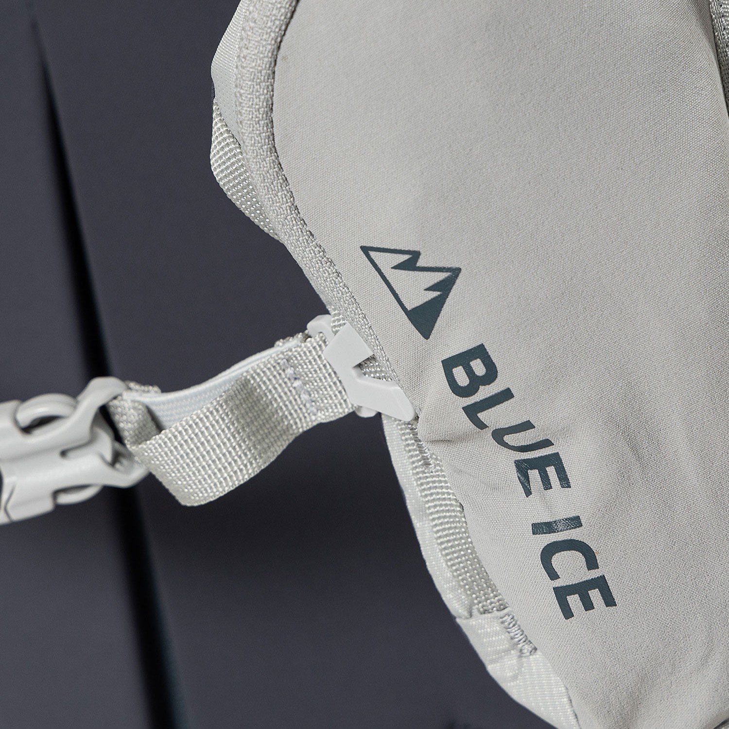 Blue Ice Taka 30 Backpacks | Absolute-Snow