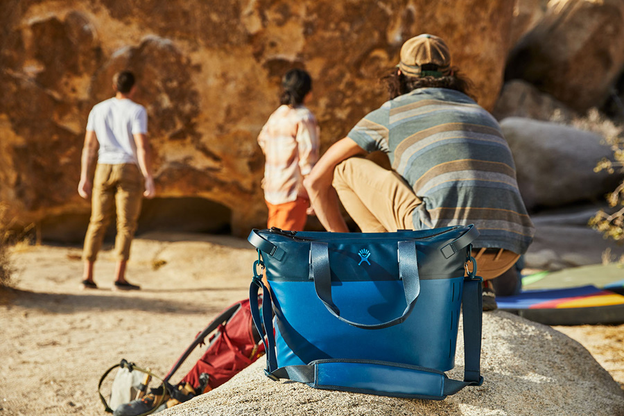 Hydro Flask Day Escape Soft Cooler 26 Insulated Tote Bag