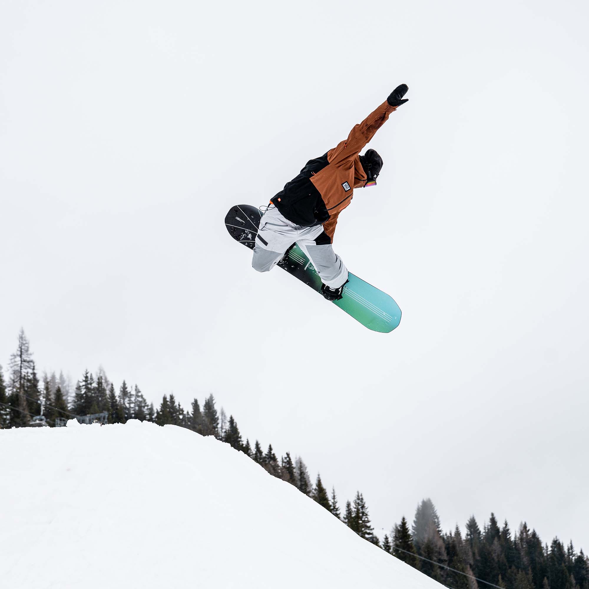 Bataleon Thunder Storm All Mountain/Freeride Snowboard