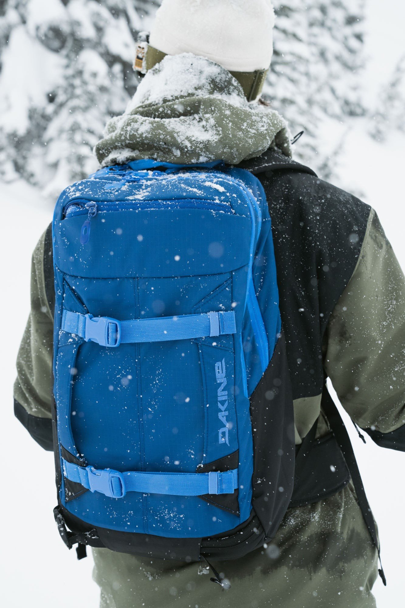 Dakine Mission Pro 25 Snowboard/Ski Backpack