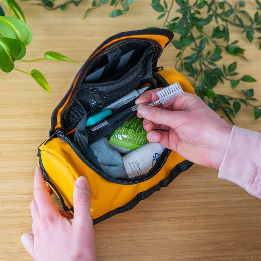The North Face Base Camp Travel Canister Small Wash Bag