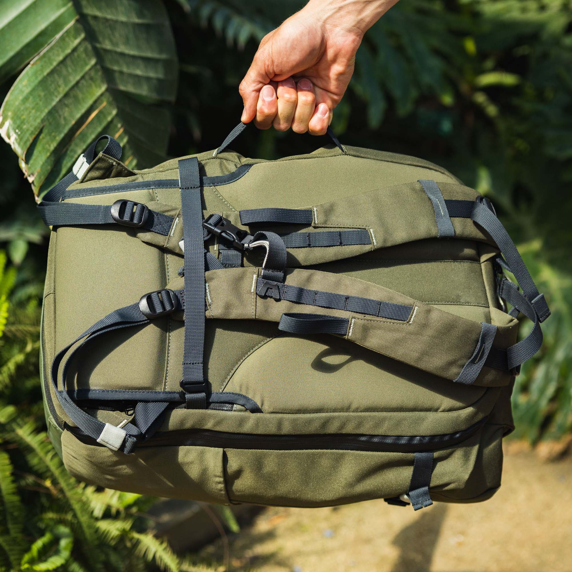 Tropicfeel Shell 20-42 Expandable Travel Backpack