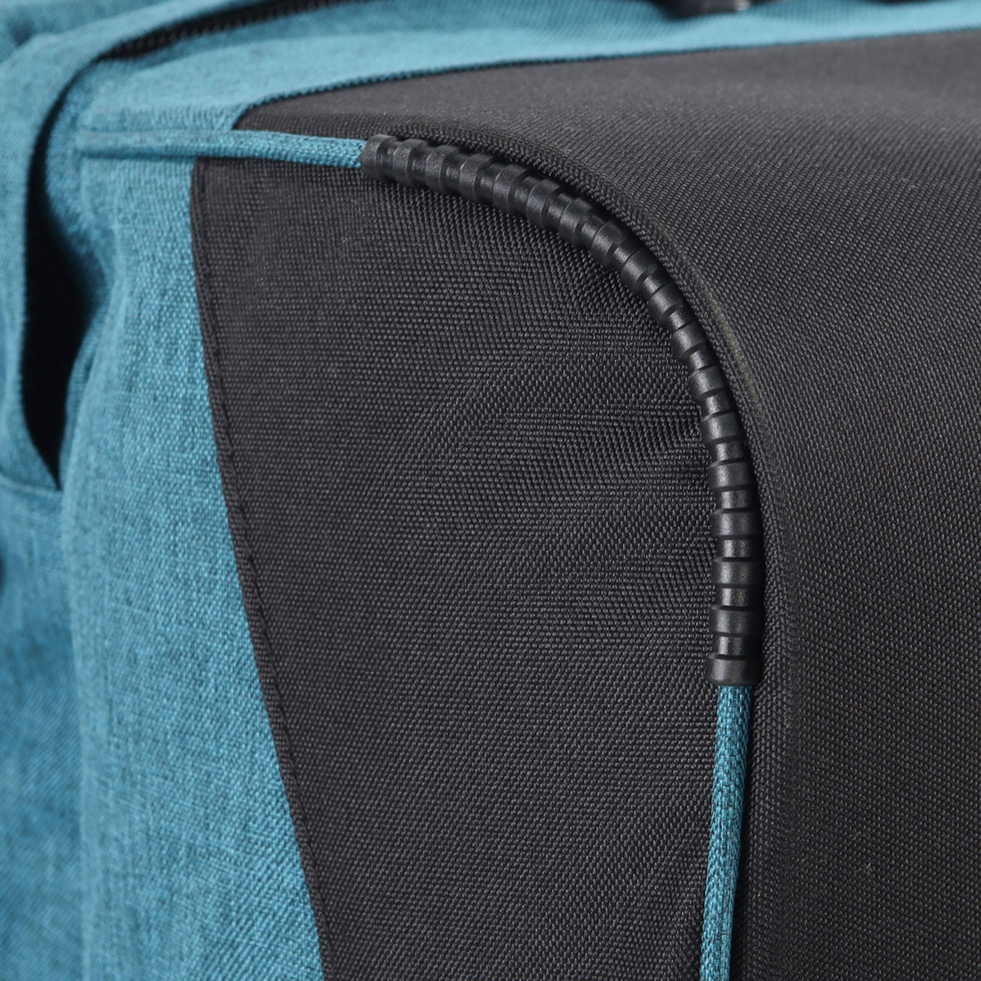 Surfanic Maxim 3.0 120L Wheeled Suitcase