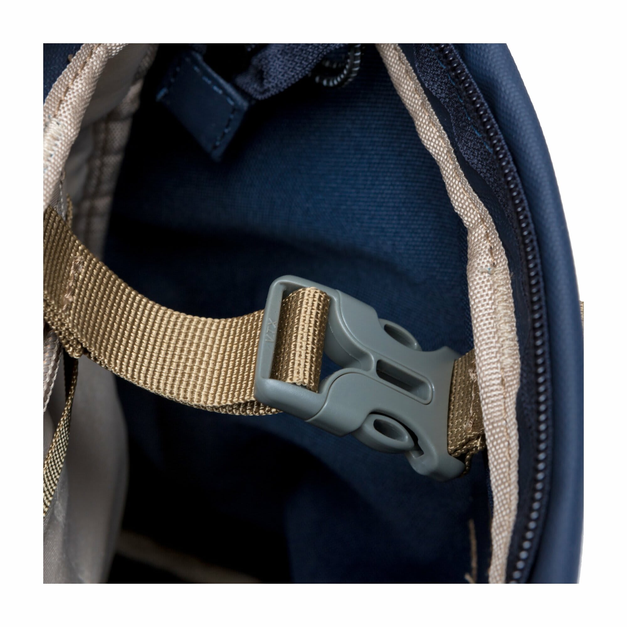 Elliker Penniyn Backpack Tote 20L