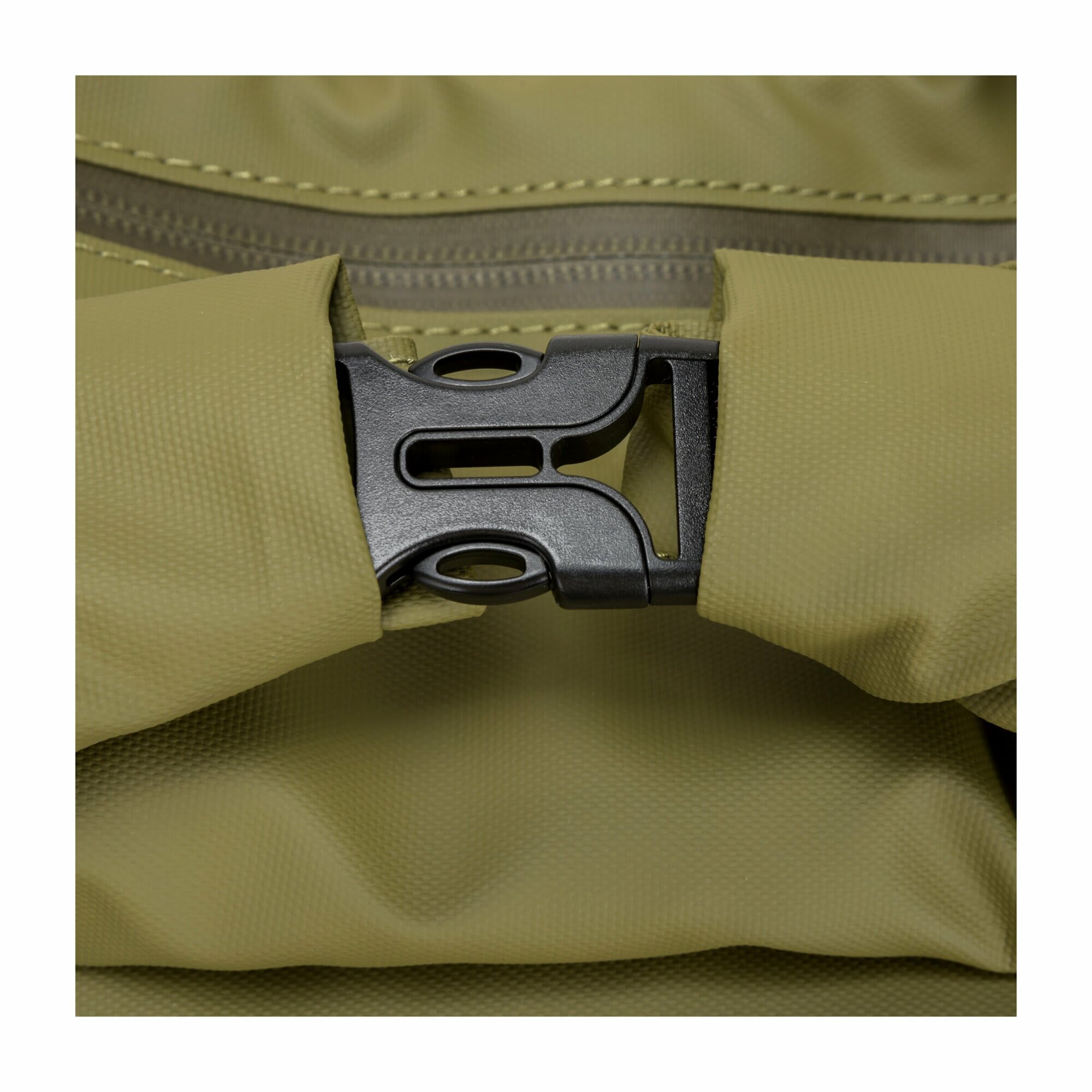 Elliker Buckden Roll Top Backpack 24/35L