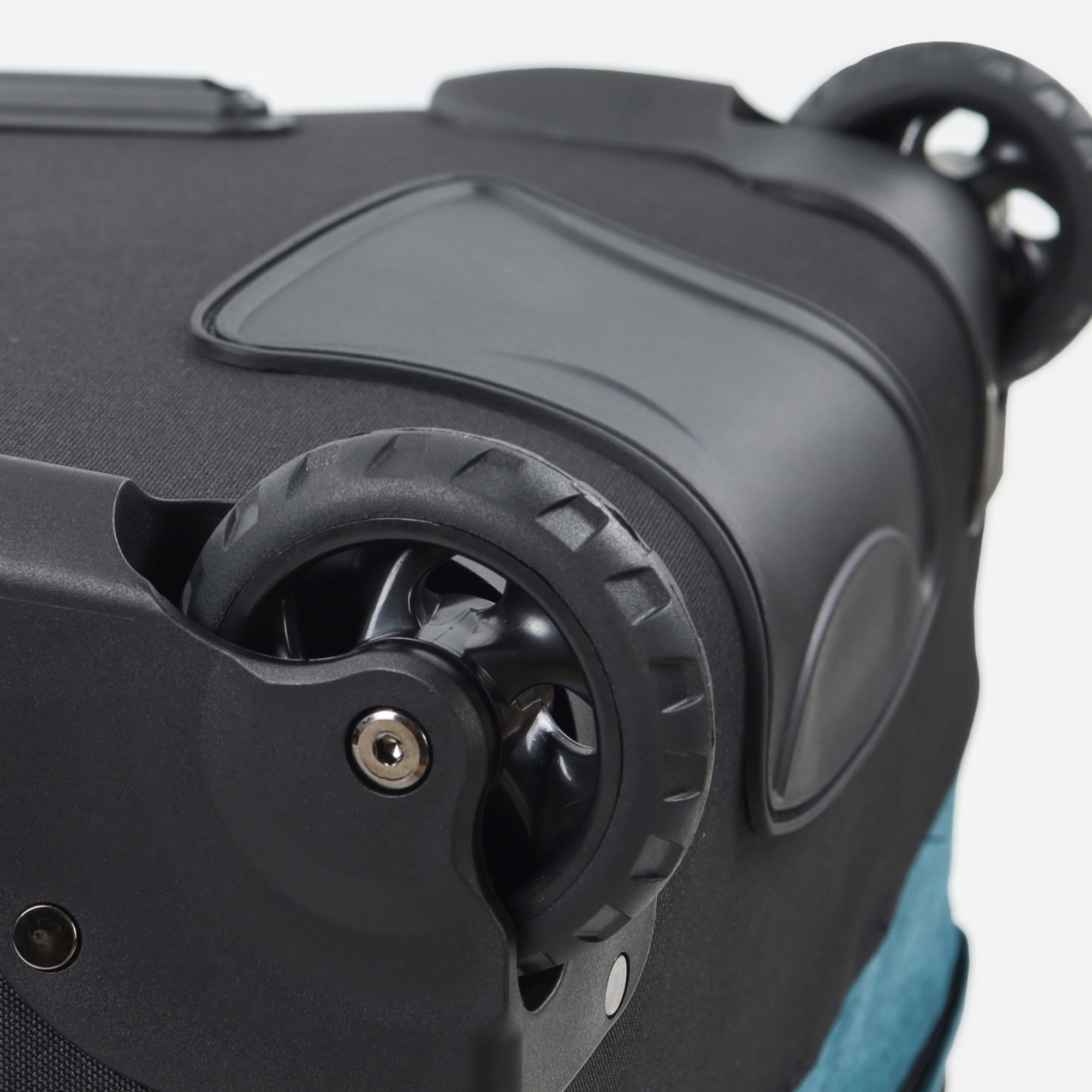 Surfanic Maxim 3.0 120L Wheeled Suitcase