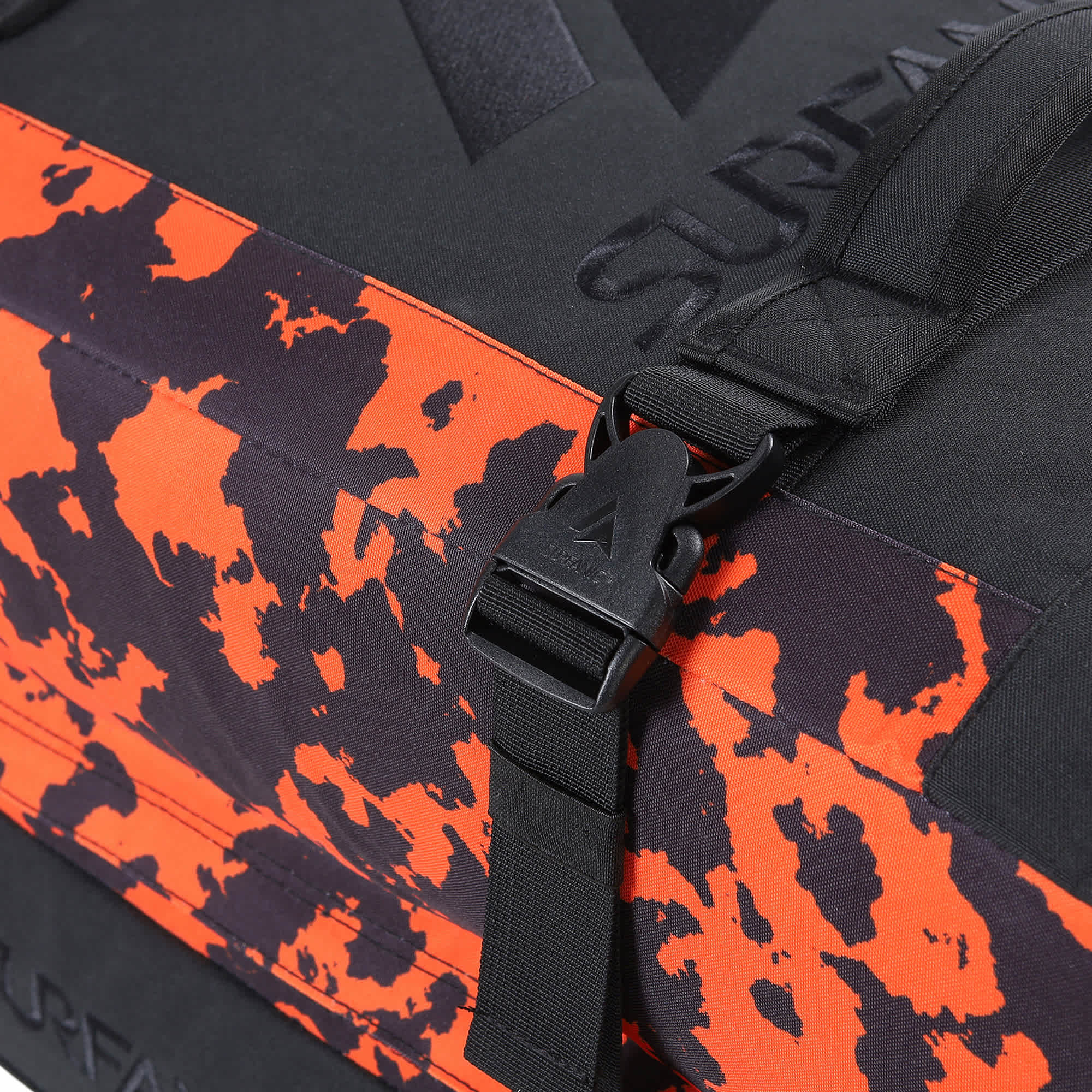 Surfanic Maxim 3.0 70 Roller Bag